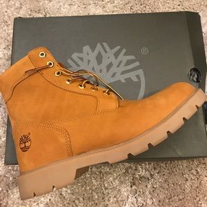 NEVER WORN TIMBERLAND BOOTS
